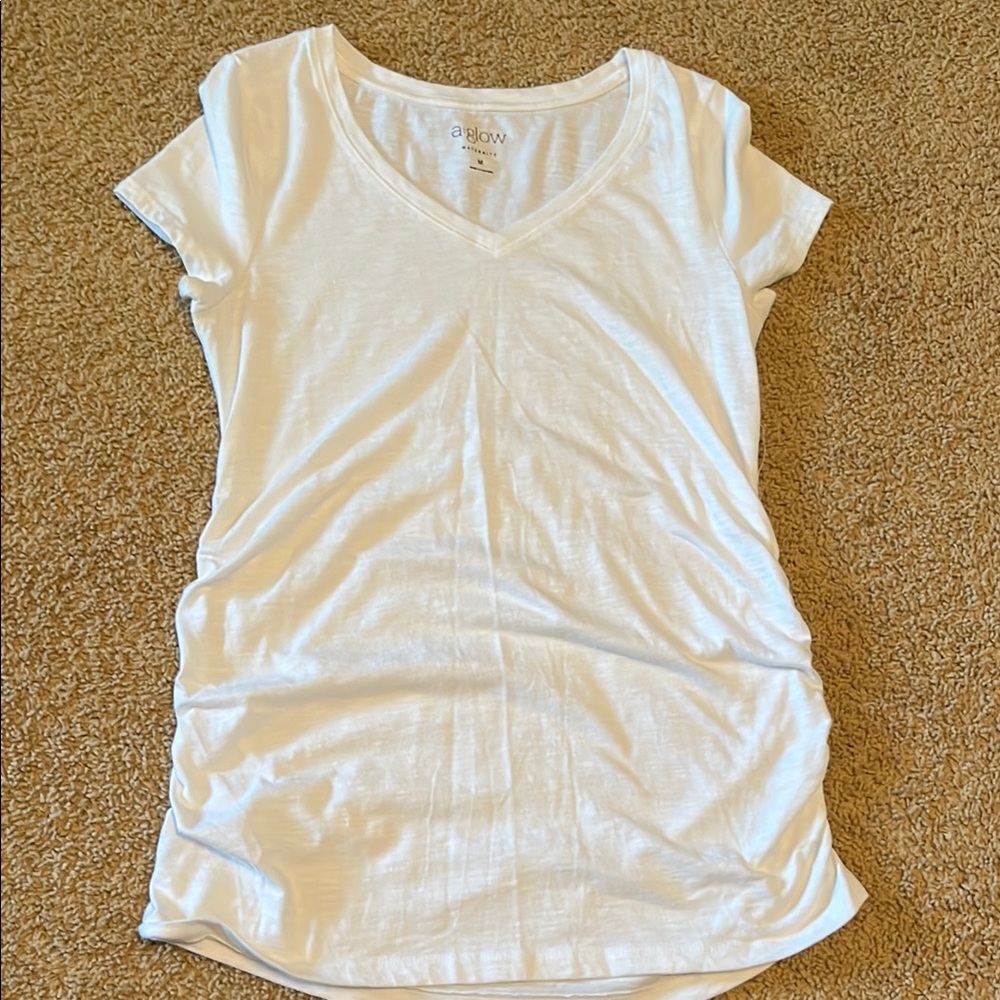 a:Glow Maternity Women's White V-Neck Top